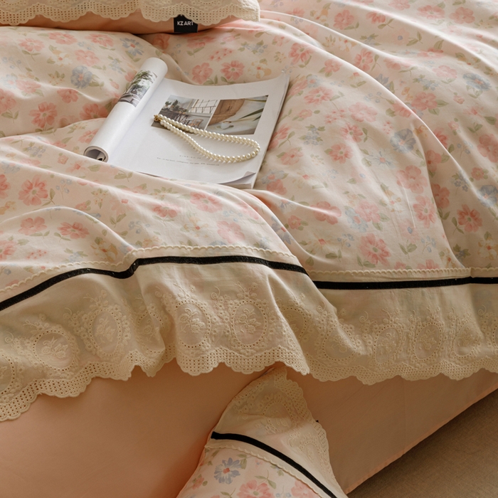 91家纺网 家纺一手货源 找家纺 卡姿家纺 2025新款小法式镂空棉布花边款四件套 阳光花朵
