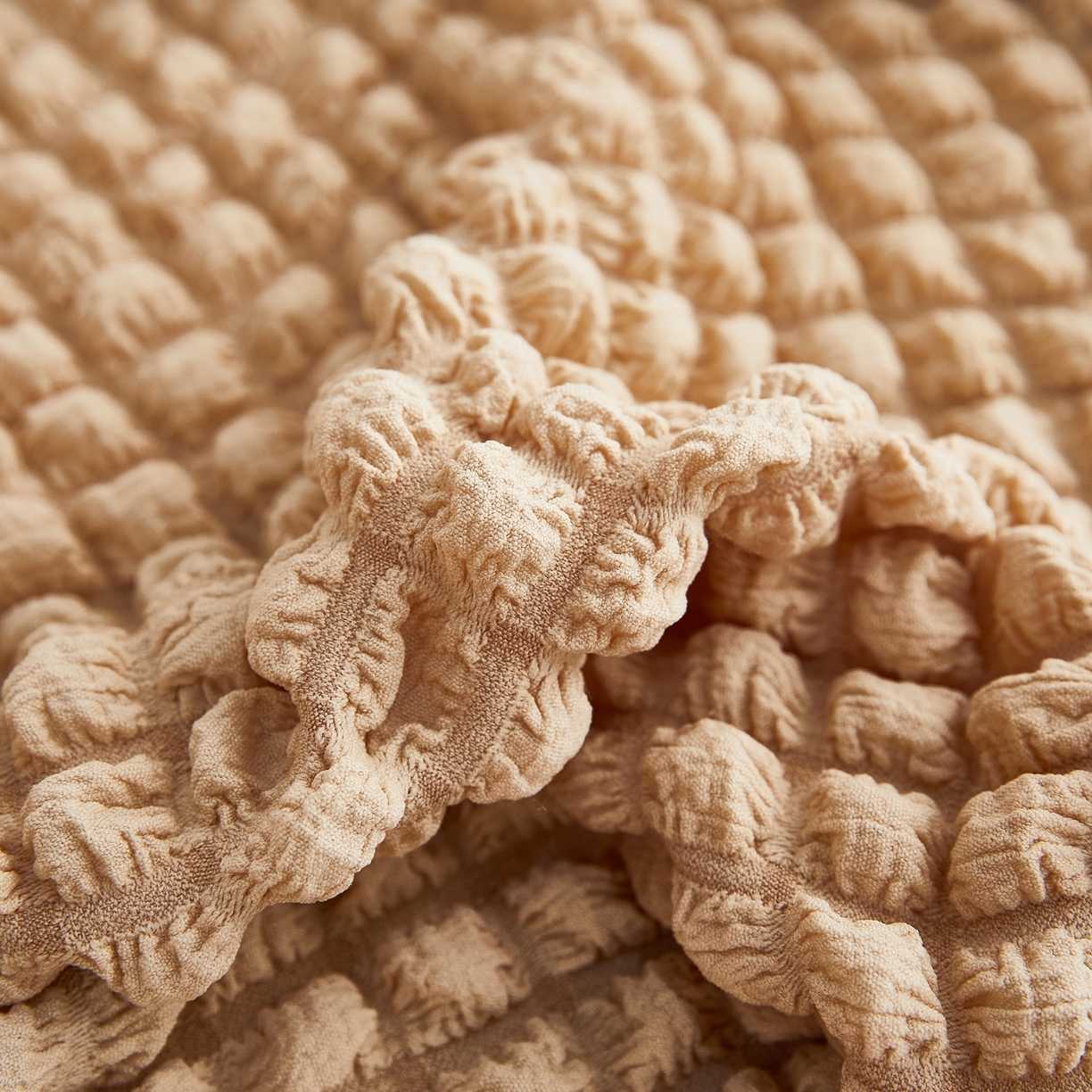 91家纺网 家纺一手货源 找家纺 布兰鸟【沙发套】 2025新款泡泡沙发套四人位【英文裙摆款】 单色米黄