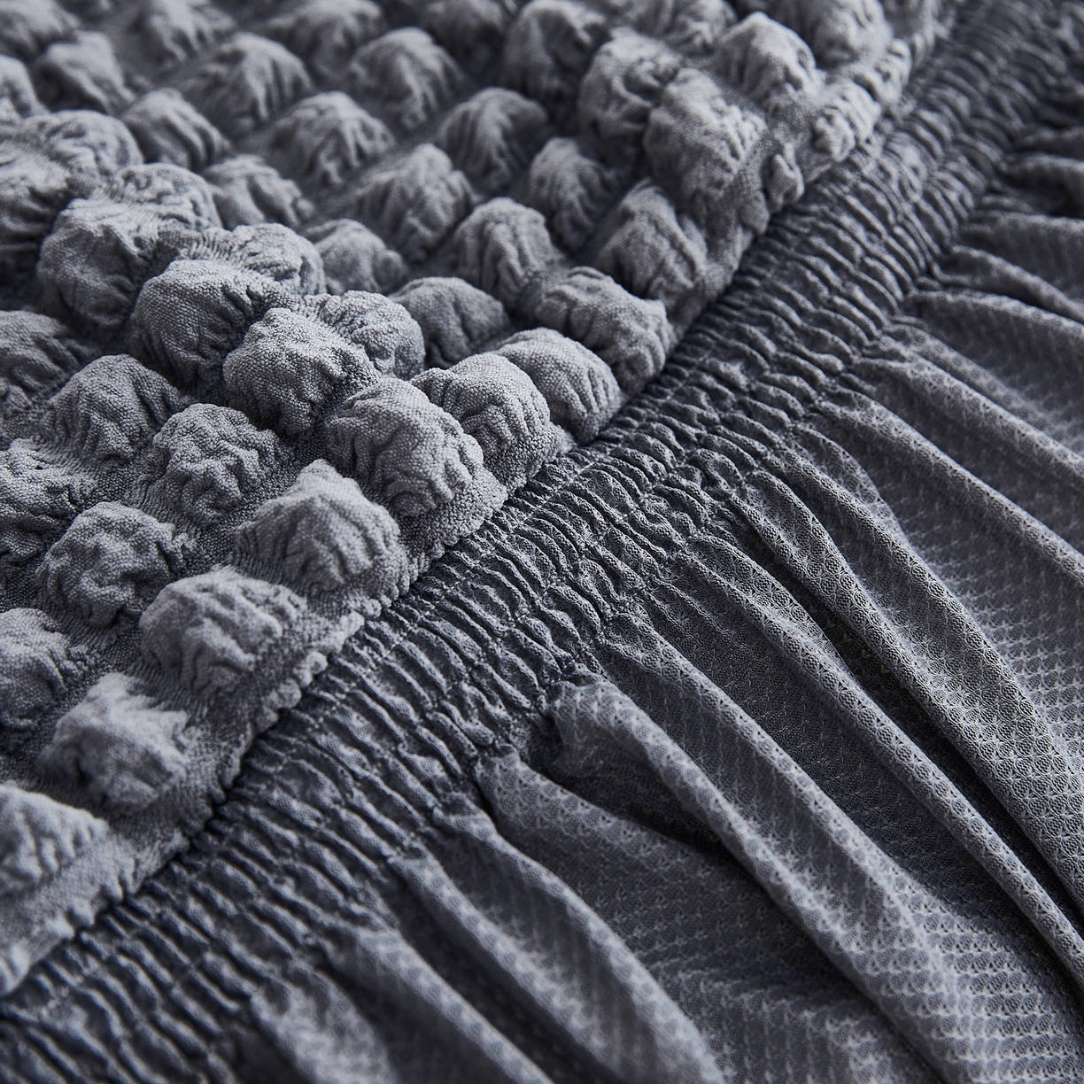 91家纺网 家纺一手货源 找家纺 布兰鸟【沙发套】 2025新款泡泡沙发套四人位【英文裙摆款】 单色中灰