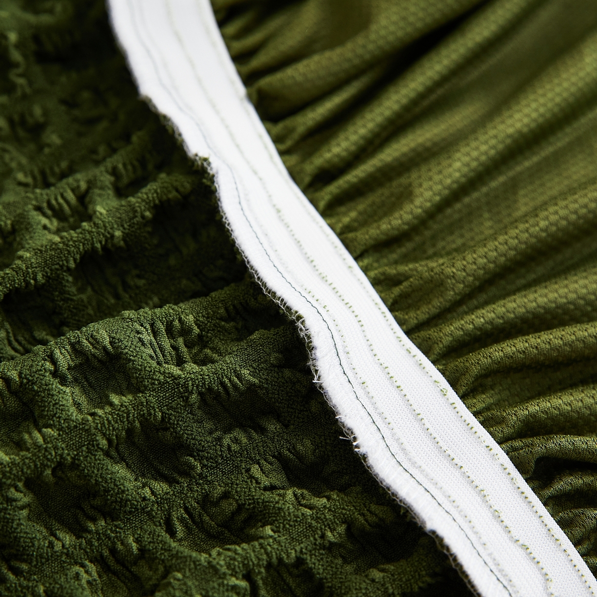 91家纺网 家纺一手货源 找家纺 布兰鸟【沙发套】 2025新款泡泡沙发套组合L型【英文裙摆款】 豆沙绿