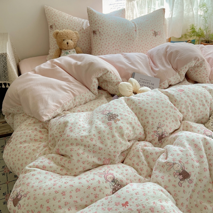 91家纺网 家纺一手货源 找家纺 沐芷 2025 木棉双层纱A类四件套直播 开学季宿舍三件套  单被套/四件套--提供买家秀 彼岸-芭比兔