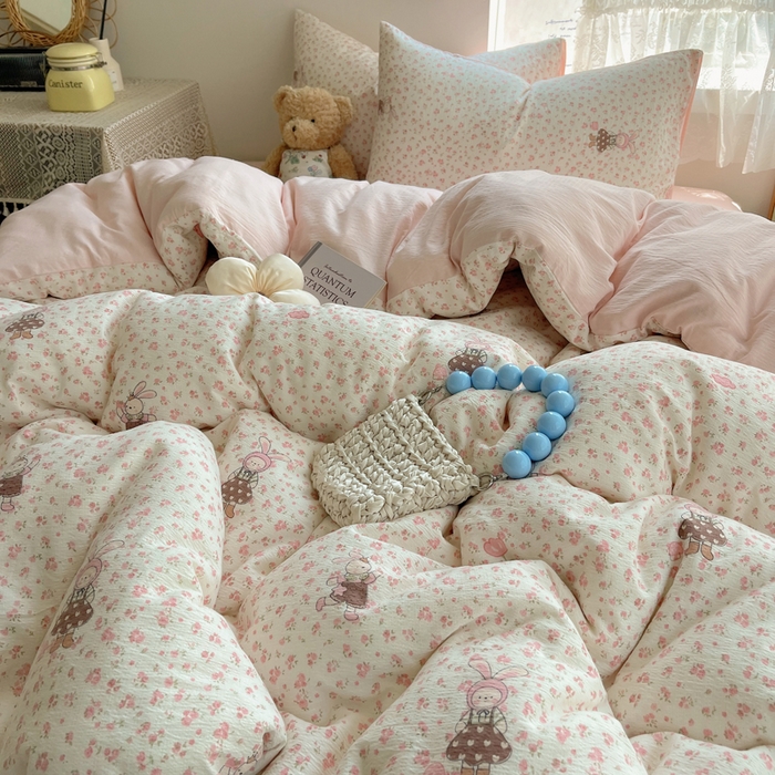 91家纺网 家纺一手货源 找家纺 沐芷 2025 木棉双层纱A类四件套直播 开学季宿舍三件套  单被套/四件套--提供买家秀 彼岸-芭比兔