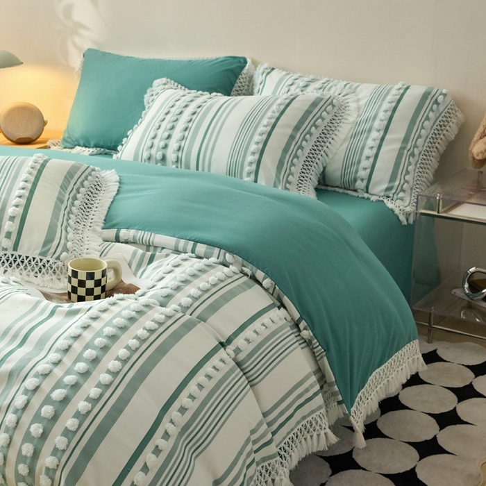 91家纺网 家纺一手货源 找家纺 （总）缘生活  2025新款长年供货四季通用高端大气阳离子球球+流苏四件套