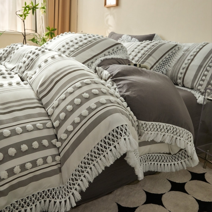 91家纺网 家纺一手货源 找家纺 缘生活  2025新款长年供货四季通用高端大气阳离子球球+流苏四件套 阳离子球球+流苏灰色