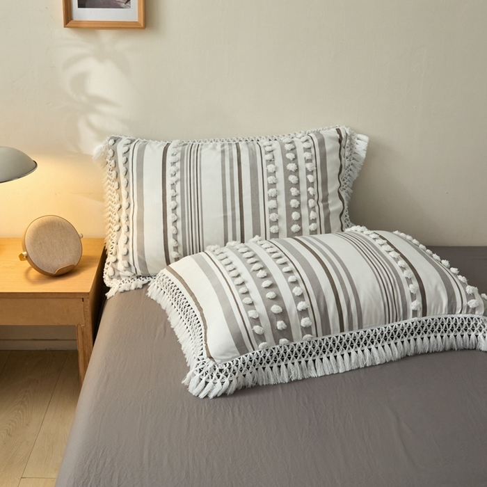 91家纺网 家纺一手货源 找家纺 缘生活  2025新款长年供货四季通用高端大气阳离子球球+流苏四件套 阳离子球球+流苏灰色