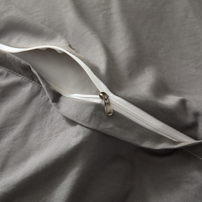 91家纺网 家纺一手货源 找家纺 缘生活  2025新款长年供货四季通用高端大气阳离子球球+流苏四件套 阳离子球球+流苏灰色