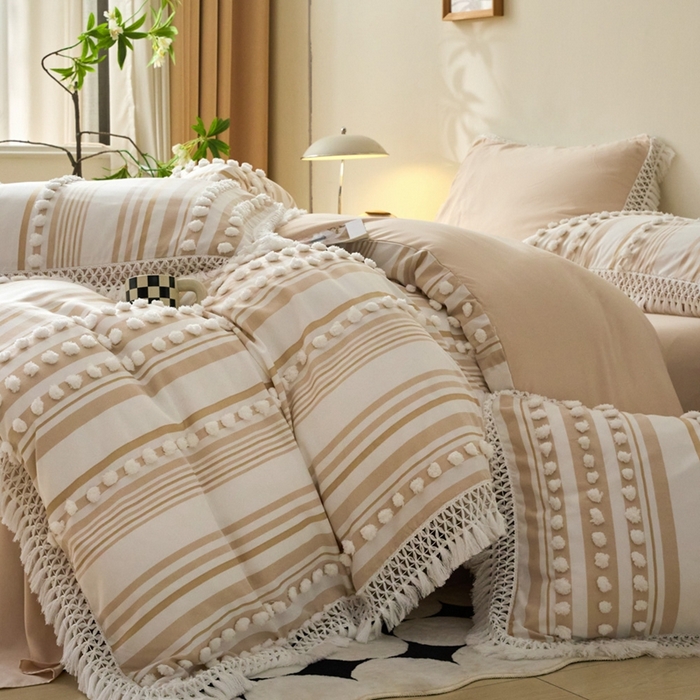 91家纺网 家纺一手货源 找家纺 缘生活  2025新款长年供货四季通用高端大气阳离子球球+流苏四件套 阳离子球球+流苏卡其