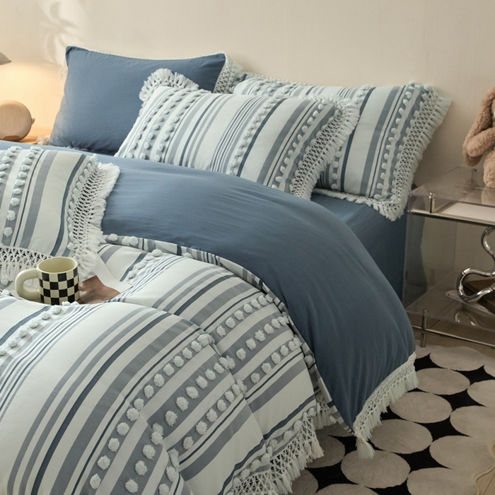 91家纺网 家纺一手货源 找家纺 缘生活  2025新款长年供货四季通用高端大气阳离子球球+流苏四件套 阳离子球球+流苏蓝色