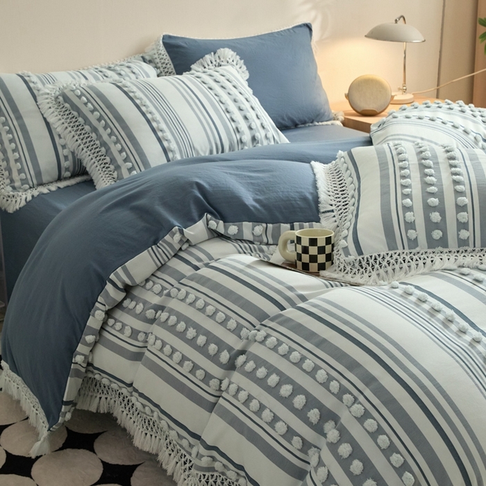 91家纺网 家纺一手货源 找家纺 缘生活  2025新款长年供货四季通用高端大气阳离子球球+流苏四件套 阳离子球球+流苏蓝色