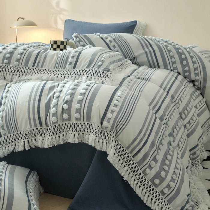 91家纺网 家纺一手货源 找家纺 缘生活  2025新款长年供货四季通用高端大气阳离子球球+流苏四件套 阳离子球球+流苏蓝色