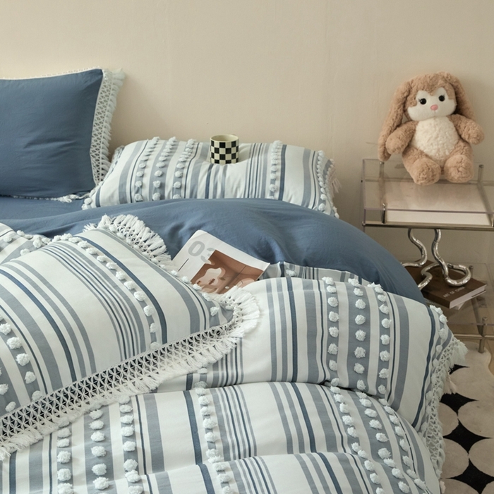 91家纺网 家纺一手货源 找家纺 缘生活  2025新款长年供货四季通用高端大气阳离子球球+流苏四件套 阳离子球球+流苏蓝色