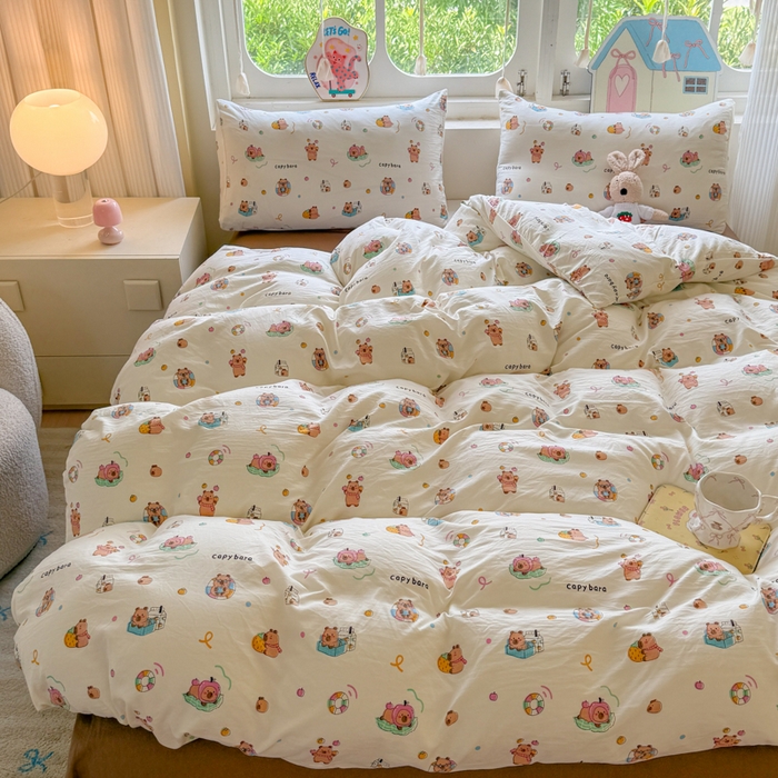 91家纺网 家纺一手货源 找家纺 晚爱家纺（原晚安家居） 2025新款超柔水洗棉四件套卡通小清新学生宿舍三件套 卡皮巴拉