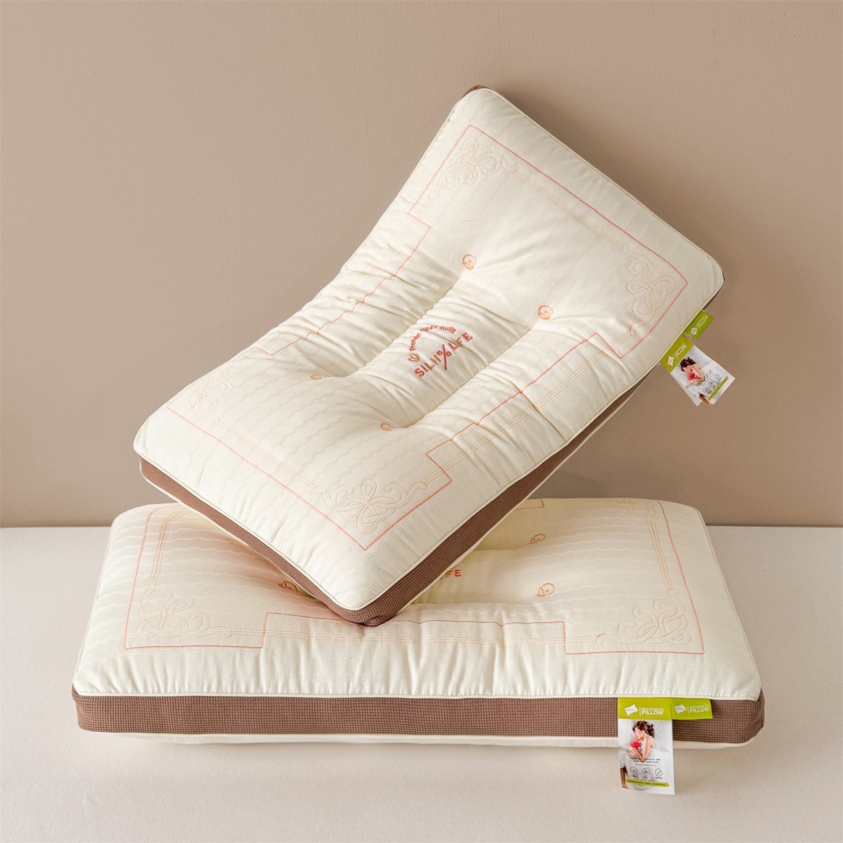 91家纺网 家纺一手货源 找家纺 （总）麦肯锡 2025新款咖边提花定型枕枕头枕芯