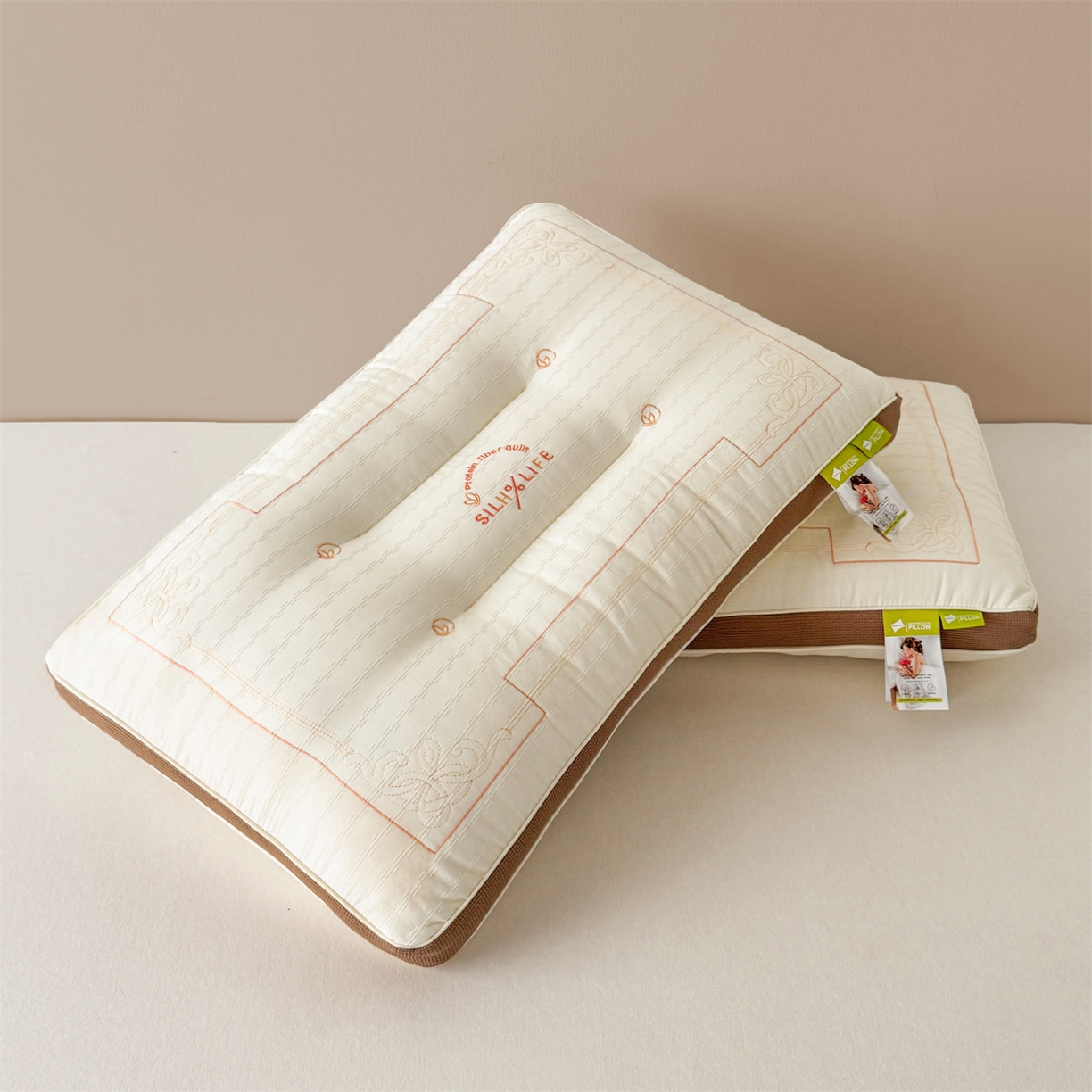 91家纺网 家纺一手货源 找家纺 （总）麦肯锡 2025新款咖边提花定型枕枕头枕芯