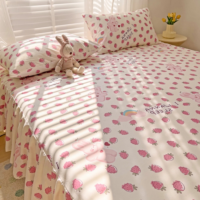 91家纺网 家纺一手货源 找家纺 极梦家纺（支持定制） 2025新款印花磨毛单床裙三件套（总链接一）草莓世界