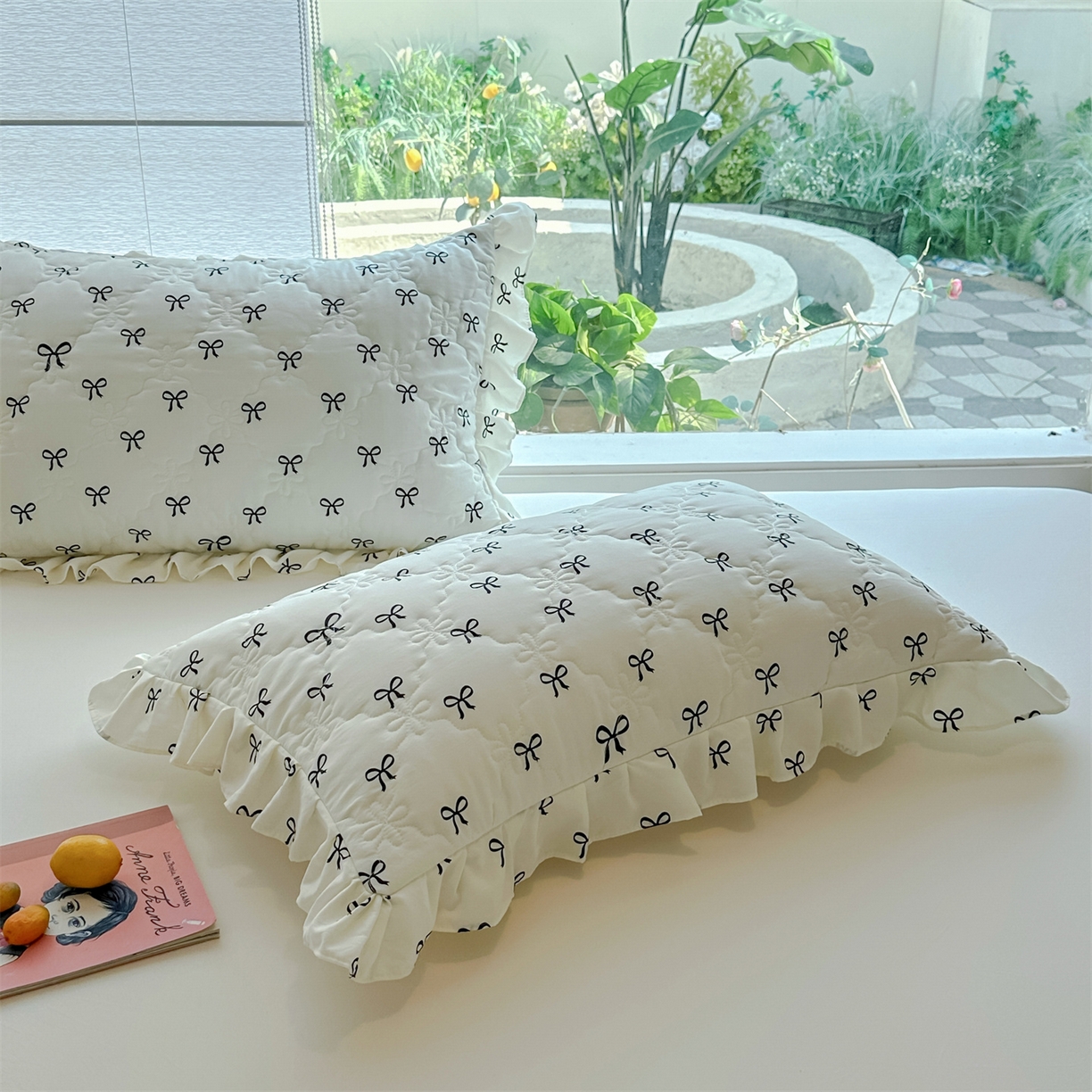 91家纺网 家纺一手货源 找家纺 忘忧草 2025新款亲肤水洗棉花边单枕套 枕套单件 蝴蝶结