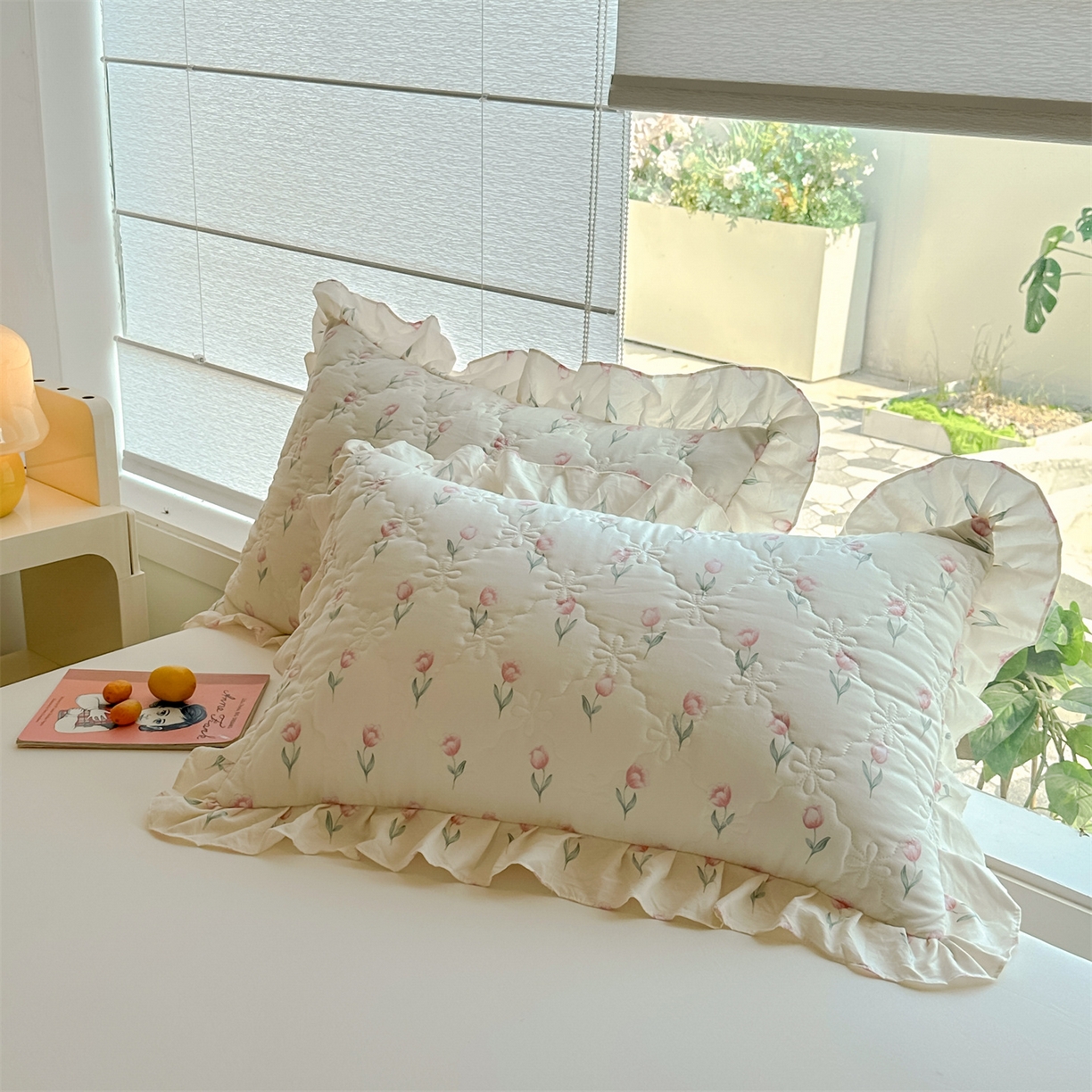 91家纺网 家纺一手货源 找家纺 忘忧草 2025新款亲肤水洗棉花边单枕套 枕套单件 郁金香