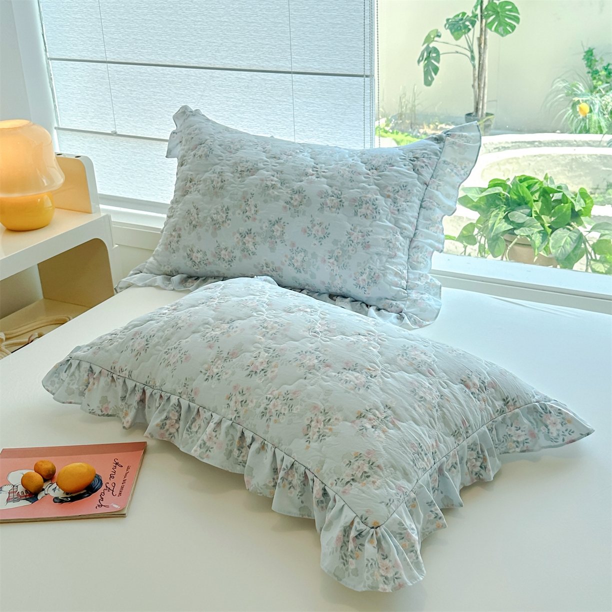 91家纺网 家纺一手货源 找家纺 忘忧草 2025新款亲肤水洗棉花边单枕套 枕套单件 蓝萱