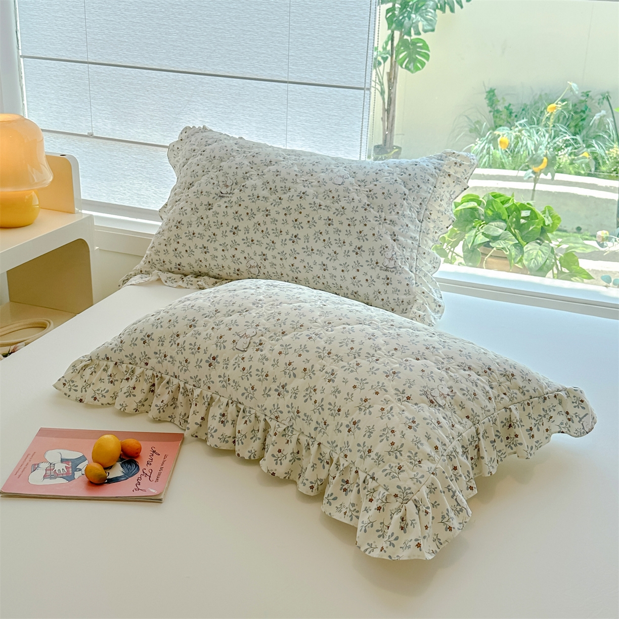 91家纺网 家纺一手货源 找家纺 忘忧草 2025新款亲肤水洗棉花边单枕套 枕套单件 丛林觅兔