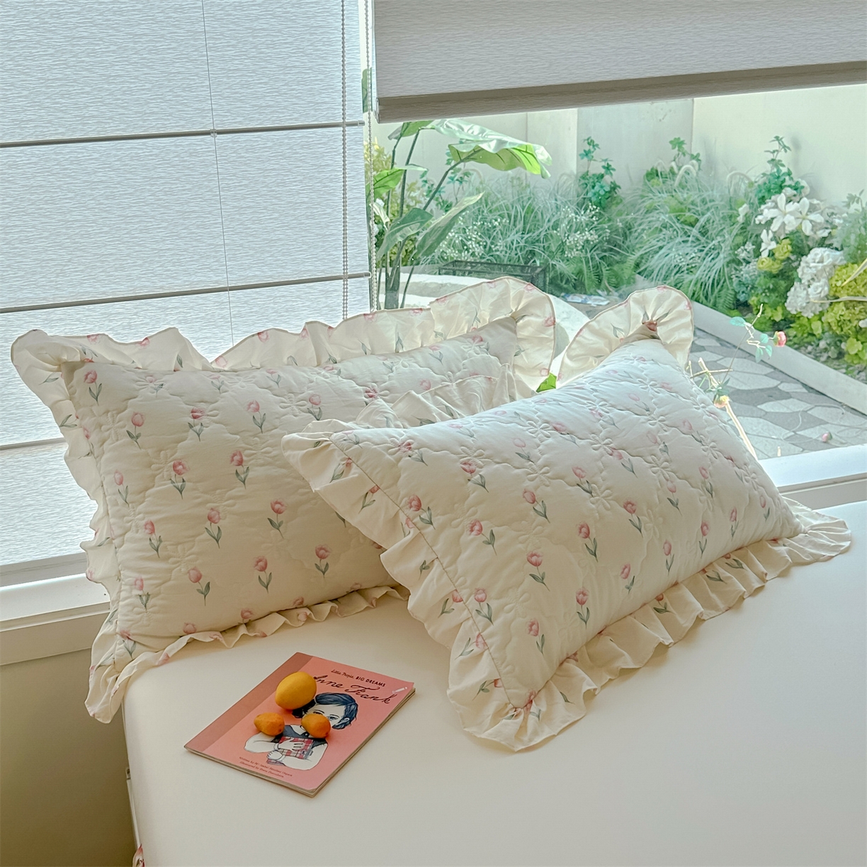 91家纺网 家纺一手货源 找家纺 忘忧草 2025新款亲肤水洗棉花边单枕套 枕套单件 郁金香