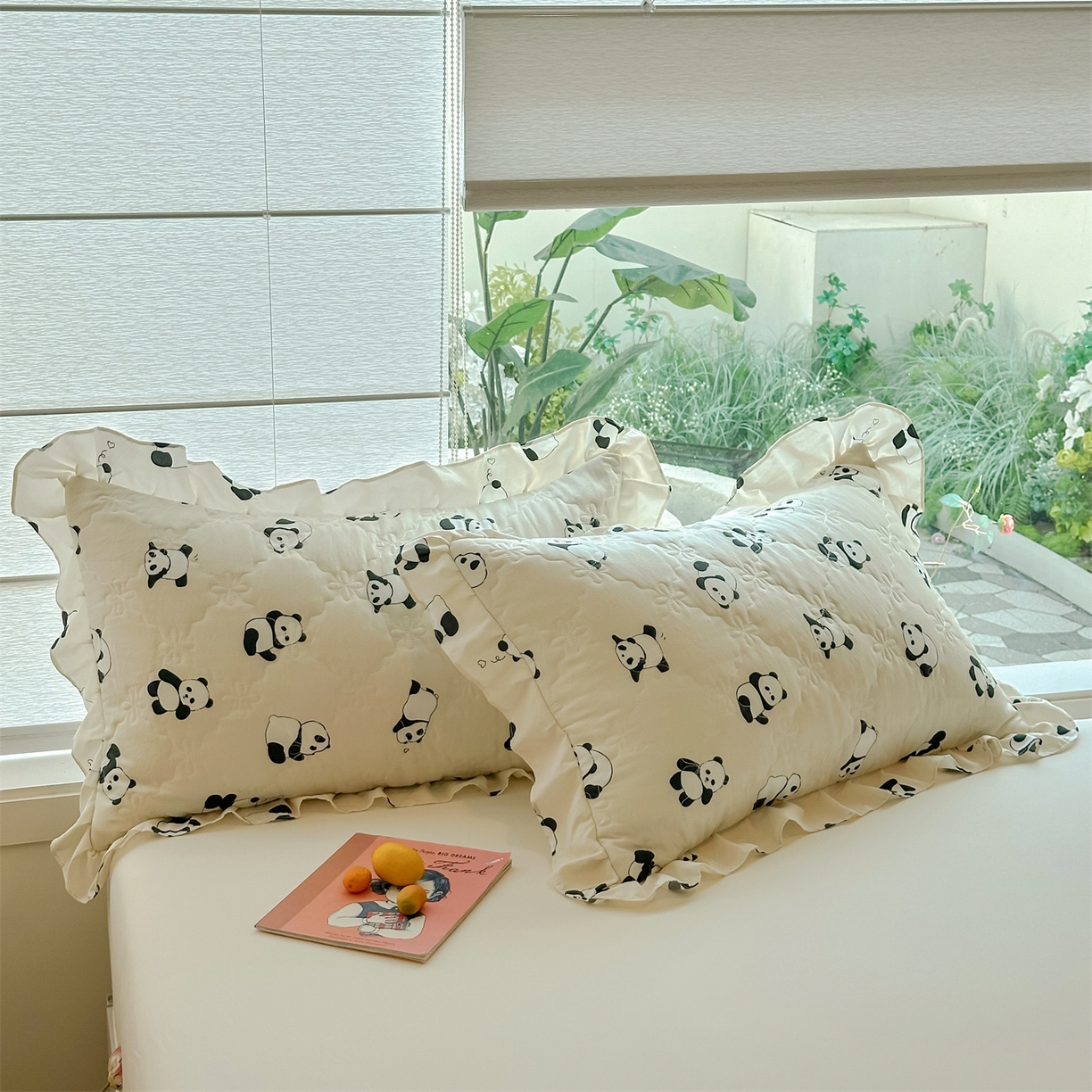 91家纺网 家纺一手货源 找家纺 忘忧草 2025新款亲肤水洗棉花边单枕套 枕套单件 熊宝