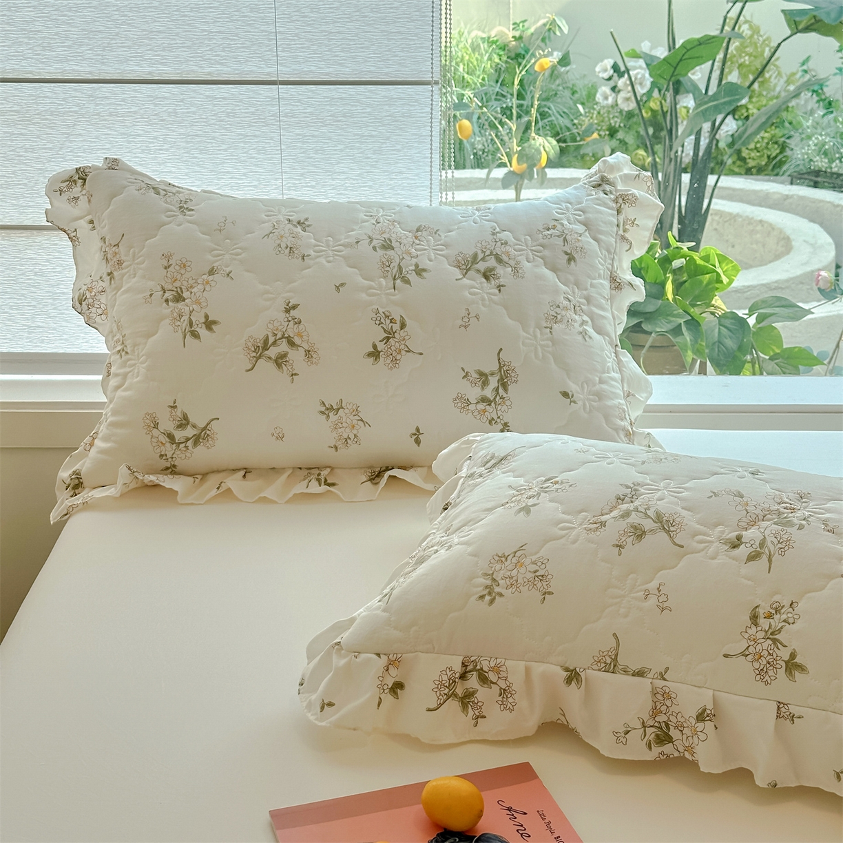 91家纺网 家纺一手货源 找家纺 忘忧草 2025新款亲肤水洗棉花边单枕套 枕套单件 茶艺师