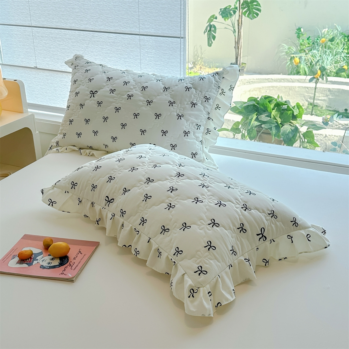 91家纺网 家纺一手货源 找家纺 忘忧草 2025新款亲肤水洗棉花边单枕套 枕套单件 蝴蝶结