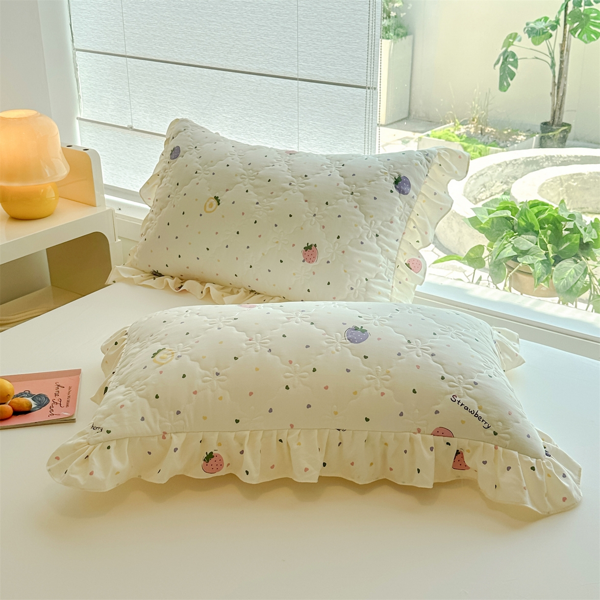 忘忧草 2025新款亲肤水洗棉花边单枕套 枕套单件 甜蜜草莓