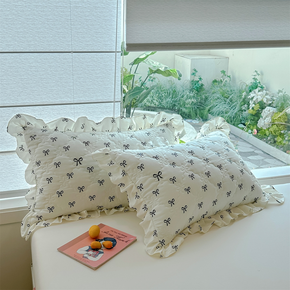 91家纺网 家纺一手货源 找家纺 忘忧草 2025新款亲肤水洗棉花边单枕套 枕套单件 蝴蝶结