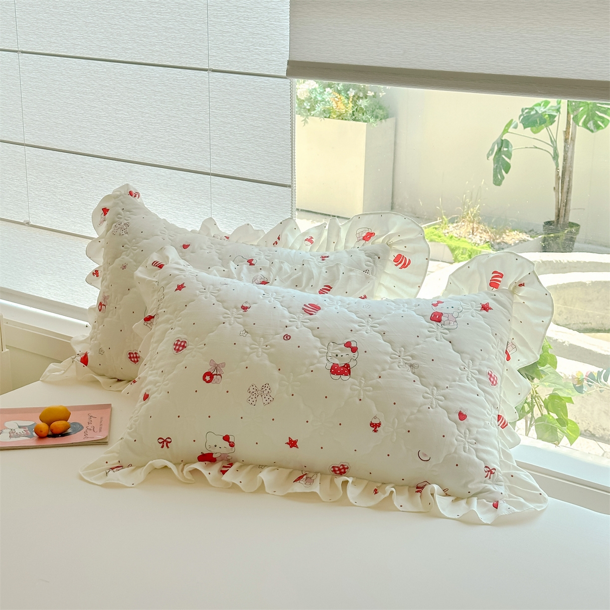 91家纺网 家纺一手货源 找家纺 忘忧草 2025新款亲肤水洗棉花边单枕套 枕套单件 开心喵