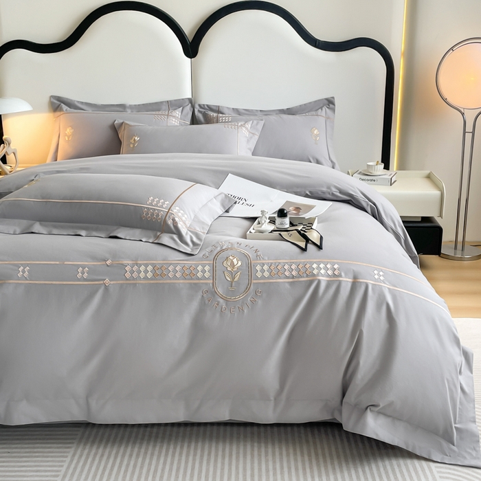 91家纺网 家纺一手货源 找家纺 桃园 2025新款A类长绒棉全棉纯棉不掉毛磨毛高端礼盒四件套-克里斯 克里斯-绅士灰