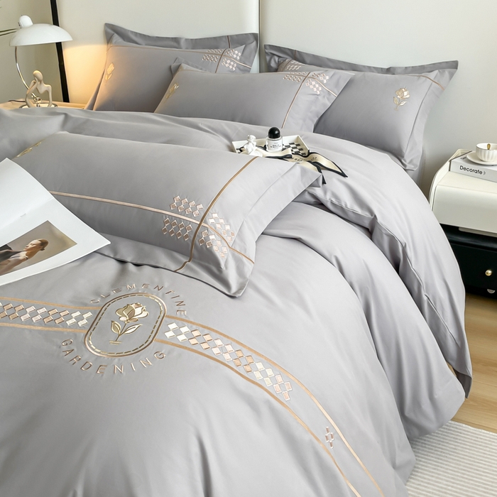 91家纺网 家纺一手货源 找家纺 桃园 2025新款A类长绒棉全棉纯棉不掉毛磨毛高端礼盒四件套-克里斯 克里斯-绅士灰