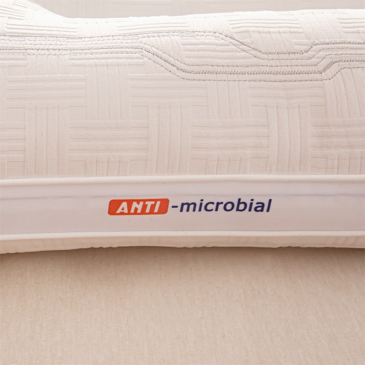 91家纺网 家纺一手货源 找家纺 麦肯锡 2025新款7A抗菌定型低枕 枕头枕芯 7A抗菌定型低枕-白色 48x74cm/只