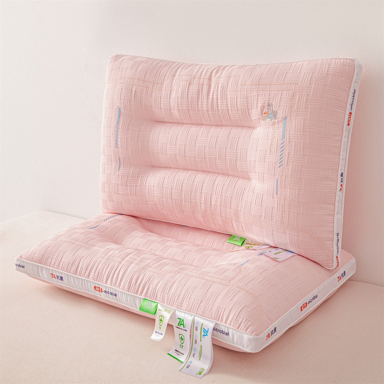 91家纺网 家纺一手货源 找家纺 麦肯锡 2025新款7A抗菌定型低枕 枕头枕芯 7A抗菌定型低枕-粉色 48x74cm/只