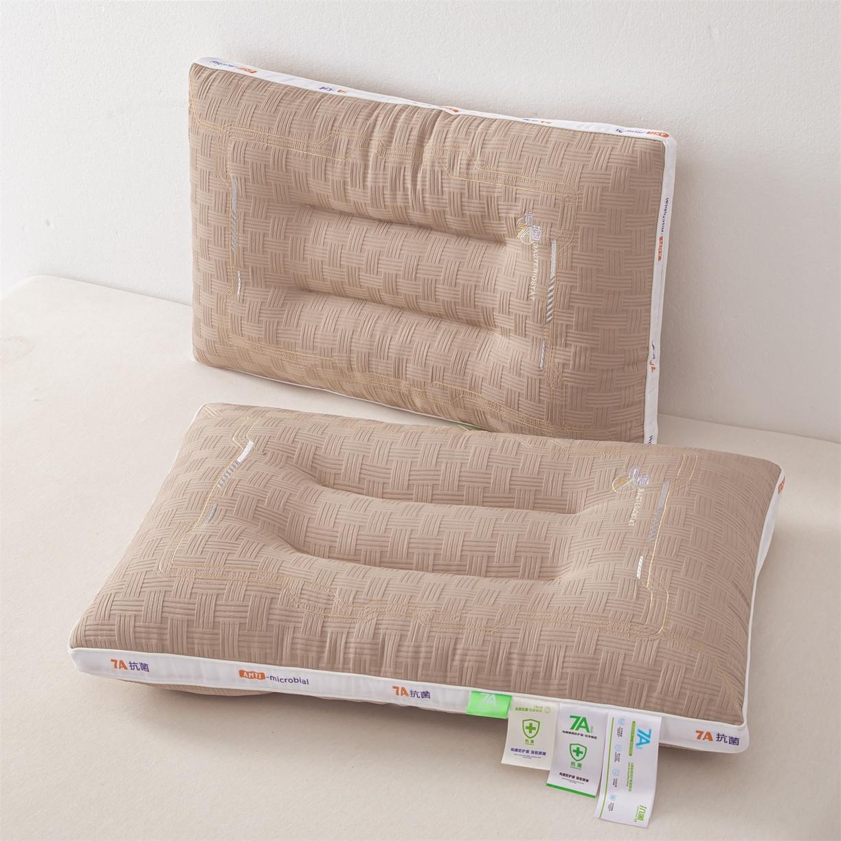 91家纺网 家纺一手货源 找家纺 麦肯锡 2025新款7A抗菌定型低枕 枕头枕芯 7A抗菌定型低枕-咖色 48x74cm/只