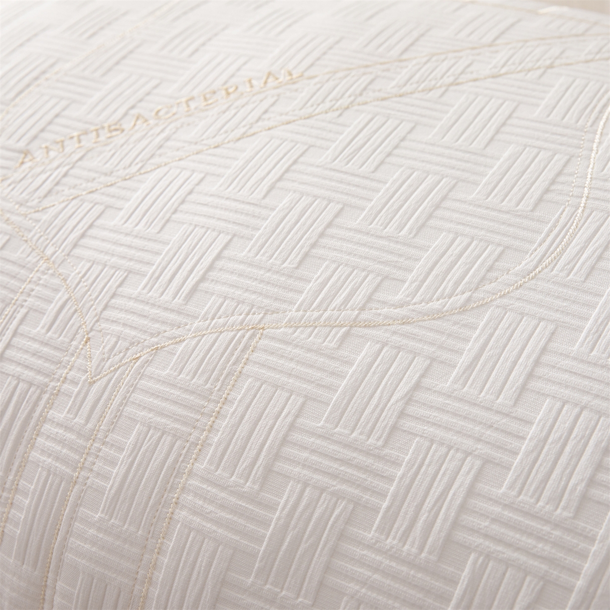 91家纺网 家纺一手货源 找家纺 麦肯锡 2025新款7A抗菌酒店羽丝绒高枕 枕头枕芯 7A抗菌酒店羽丝绒高枕-白色 48x74cm/只