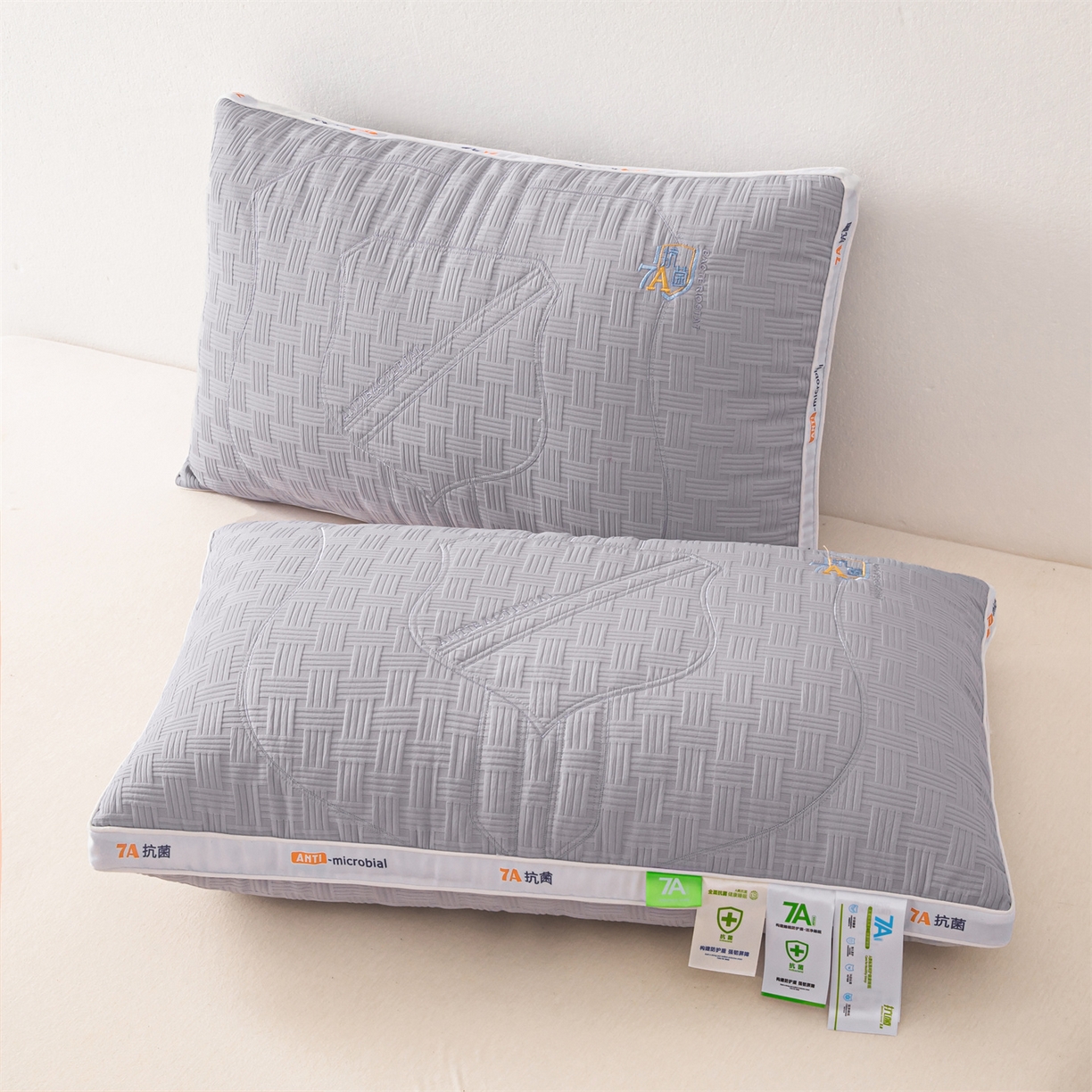 91家纺网 家纺一手货源 找家纺 麦肯锡 2025新款7A抗菌酒店羽丝绒高枕 枕头枕芯 7A抗菌酒店羽丝绒高枕-灰色 48x74cm/只