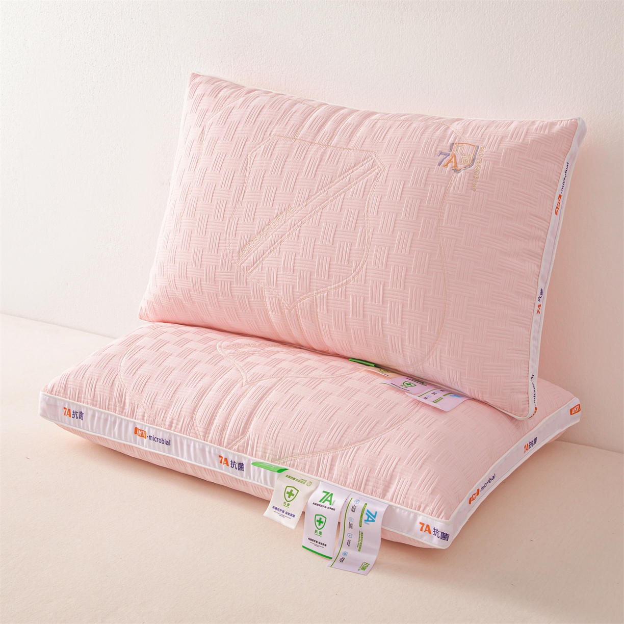 91家纺网 家纺一手货源 找家纺 麦肯锡 2025新款7A抗菌酒店羽丝绒高枕 枕头枕芯 7A抗菌酒店羽丝绒高枕-粉色 48x74cm/只