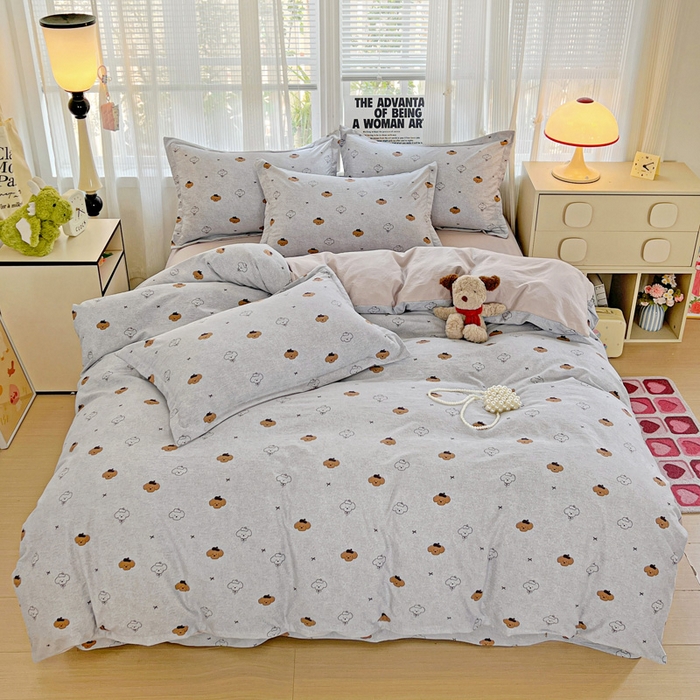 91家纺网 家纺一手货源 找家纺 欢博莱  2025新款仿纯棉四件套学生宿舍三件套单被套 恋恋熊