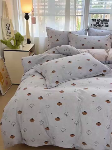 91家纺网 家纺一手货源 找家纺 欢博莱  2025新款仿纯棉四件套学生宿舍三件套单被套 恋恋熊