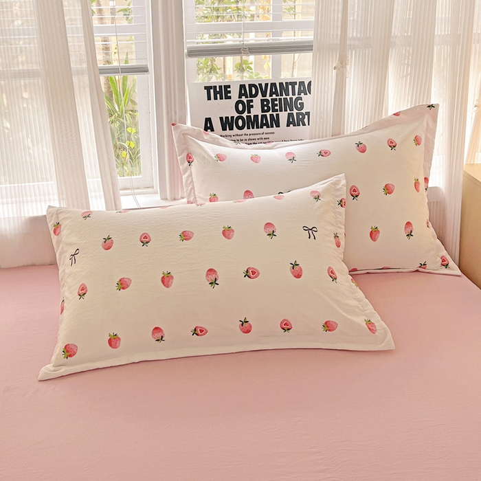 91家纺网 家纺一手货源 找家纺 欢博莱  2025新款仿纯棉四件套学生宿舍三件套单被套 草莓果