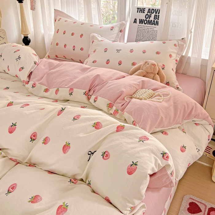 91家纺网 家纺一手货源 找家纺 欢博莱  2025新款仿纯棉四件套学生宿舍三件套单被套 草莓果