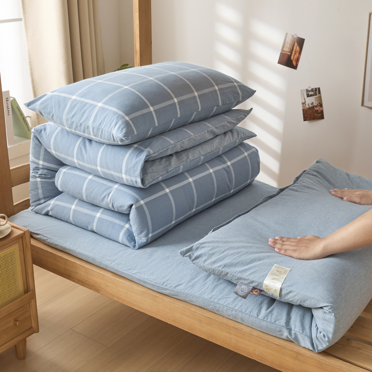 91家纺网 家纺一手货源 找家纺 （总）爱屋及屋 2025新款水洗棉学生季大礼包学生宿舍六件套棉花被+棉花垫子+枕头+三件套一站式全套