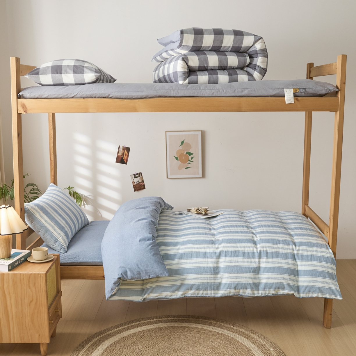 91家纺网 家纺一手货源 找家纺 爱屋及屋 2025新款水洗棉学生季大礼包学生宿舍六件套棉花被+棉花垫子+枕头+三件套一站式全套 左岸蓝