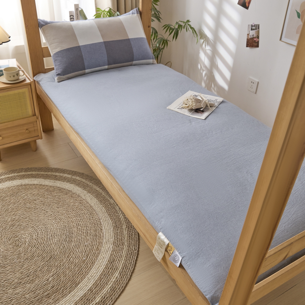 91家纺网 家纺一手货源 找家纺 爱屋及屋 2025新款水洗棉学生季大礼包学生宿舍六件套棉花被+棉花垫子+枕头+三件套一站式全套 蓝咖大格