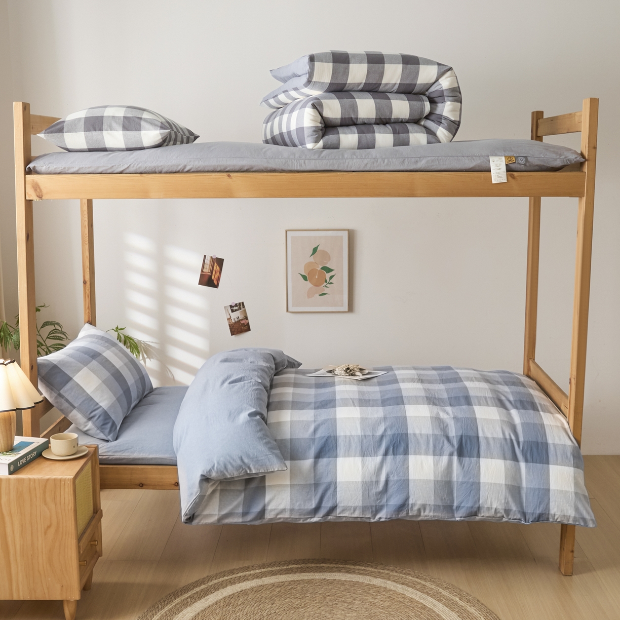 91家纺网 家纺一手货源 找家纺 爱屋及屋 2025新款水洗棉学生季大礼包学生宿舍六件套棉花被+棉花垫子+枕头+三件套一站式全套 蓝中格