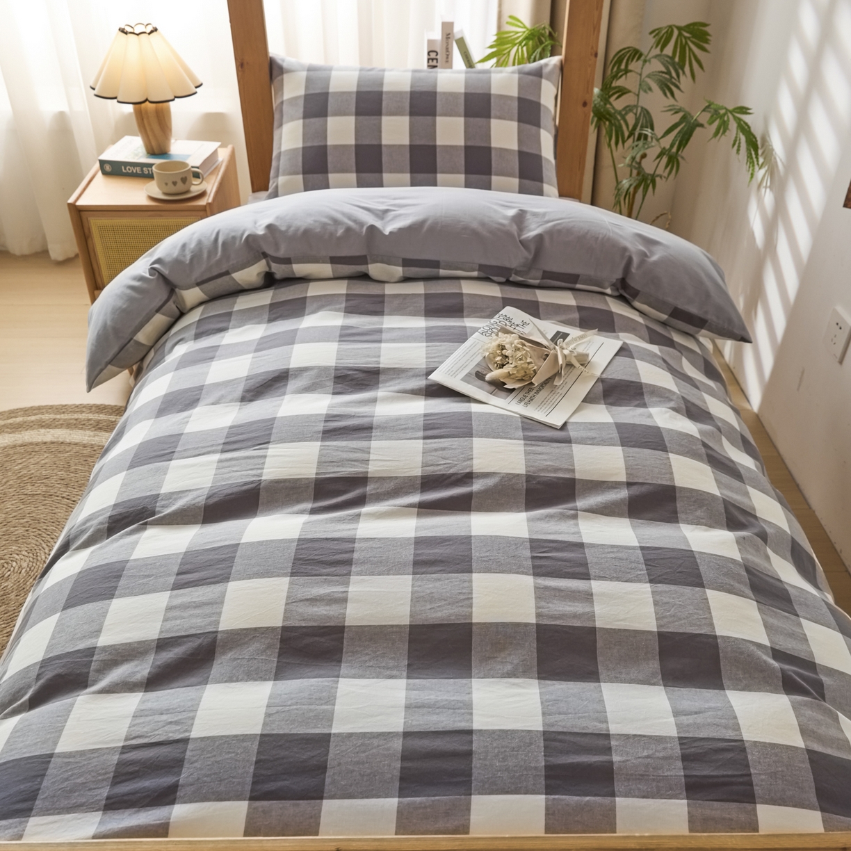 91家纺网 家纺一手货源 找家纺 爱屋及屋 2025新款水洗棉学生季大礼包学生宿舍六件套棉花被+棉花垫子+枕头+三件套一站式全套 灰中格