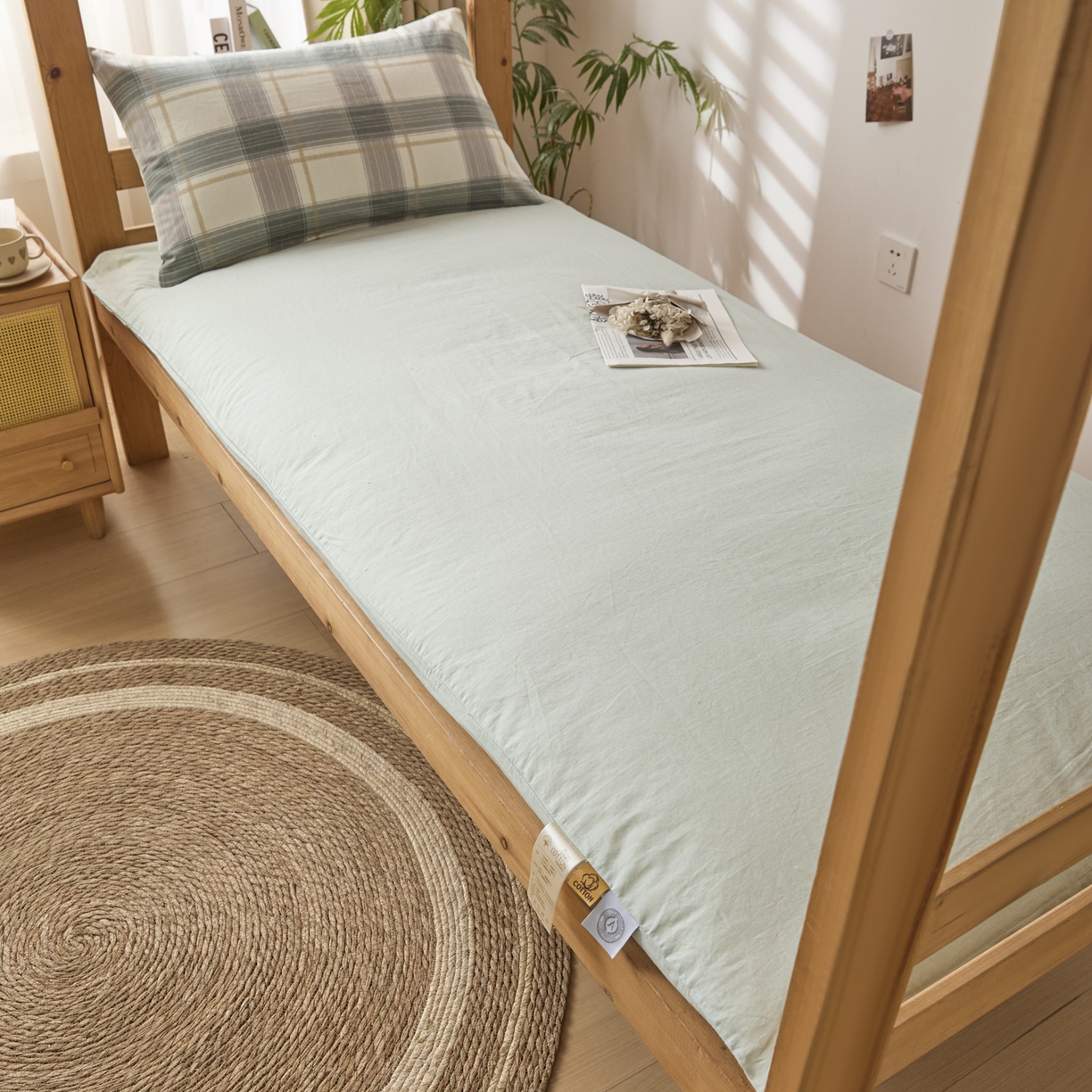 91家纺网 家纺一手货源 找家纺 爱屋及屋 2025新款水洗棉学生季大礼包学生宿舍六件套棉花被+棉花垫子+枕头+三件套一站式全套 韵绿格