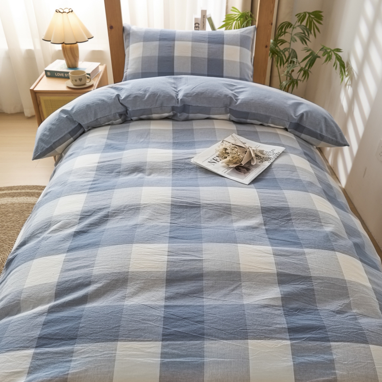 91家纺网 家纺一手货源 找家纺 爱屋及屋 2025新款水洗棉学生季大礼包学生宿舍六件套棉花被+棉花垫子+枕头+三件套一站式全套 蓝中格