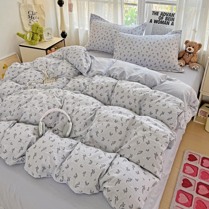 91家纺网 家纺一手货源 找家纺 欢博莱  2025新款仿纯棉四件套学生宿舍三件套单被套 叶初开-灰